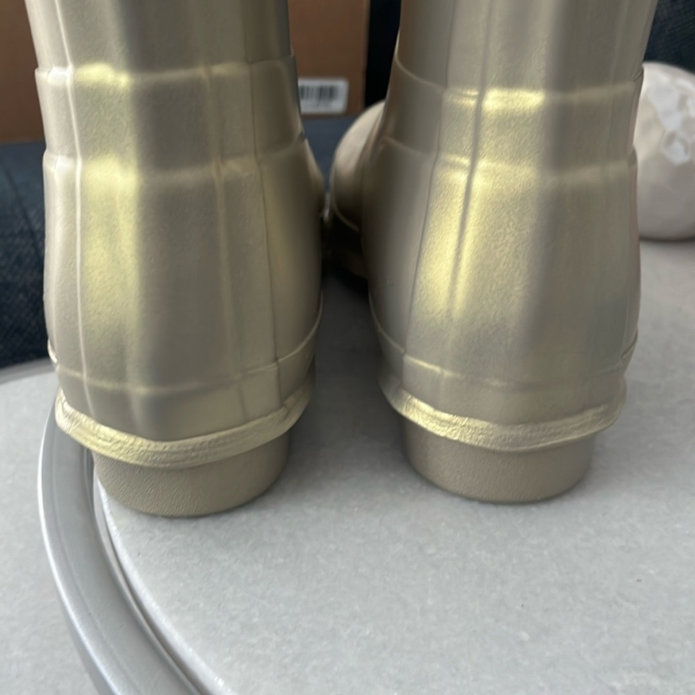 HUNTER Women’s ORIGINAL Tall Boots Nebula Pale Gold Size Multiple Sizes - Picture 4 of 4